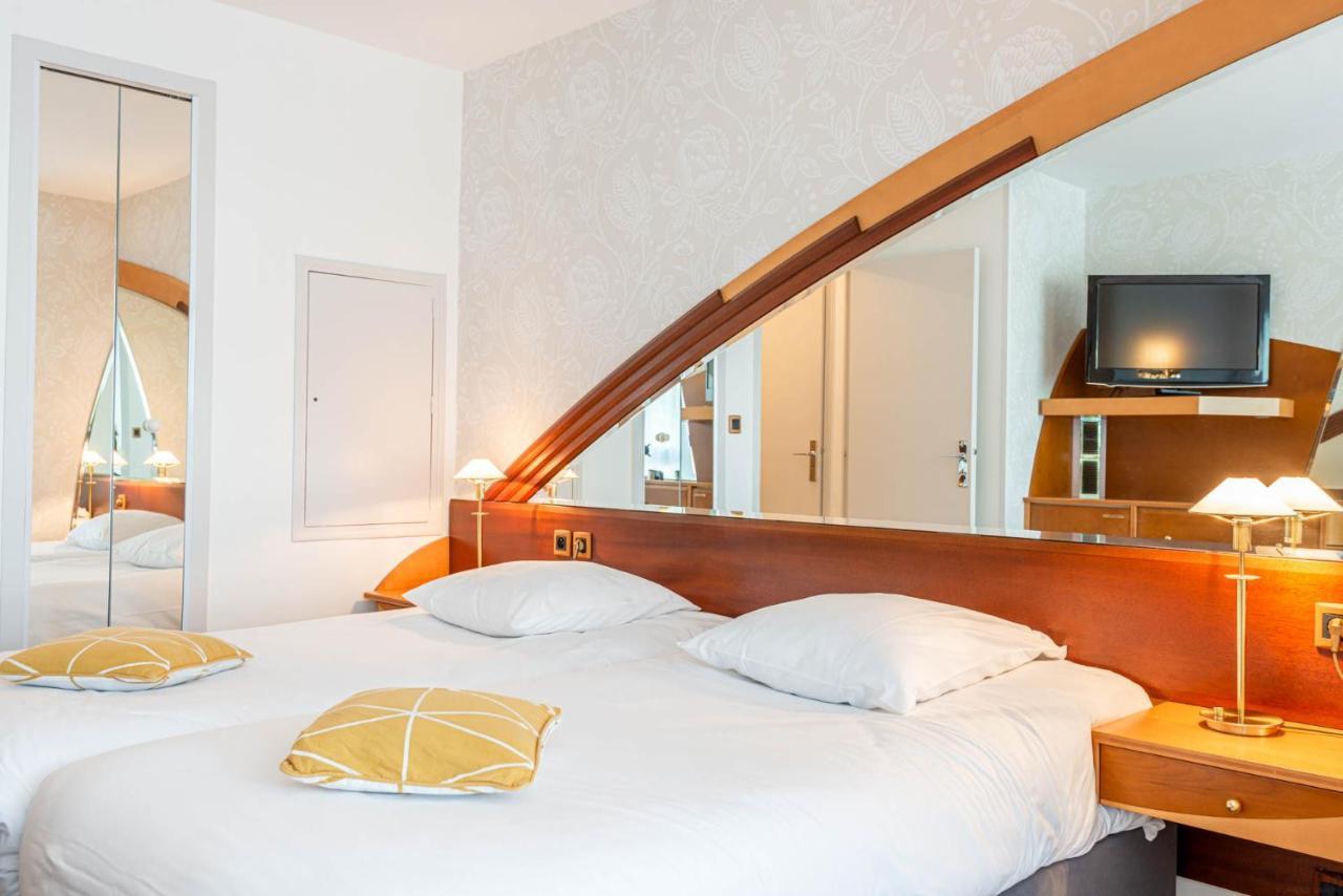 Le Crystal Dinard Plage Exterior photo