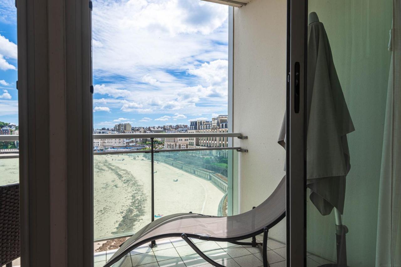 Le Crystal Dinard Plage Exterior photo