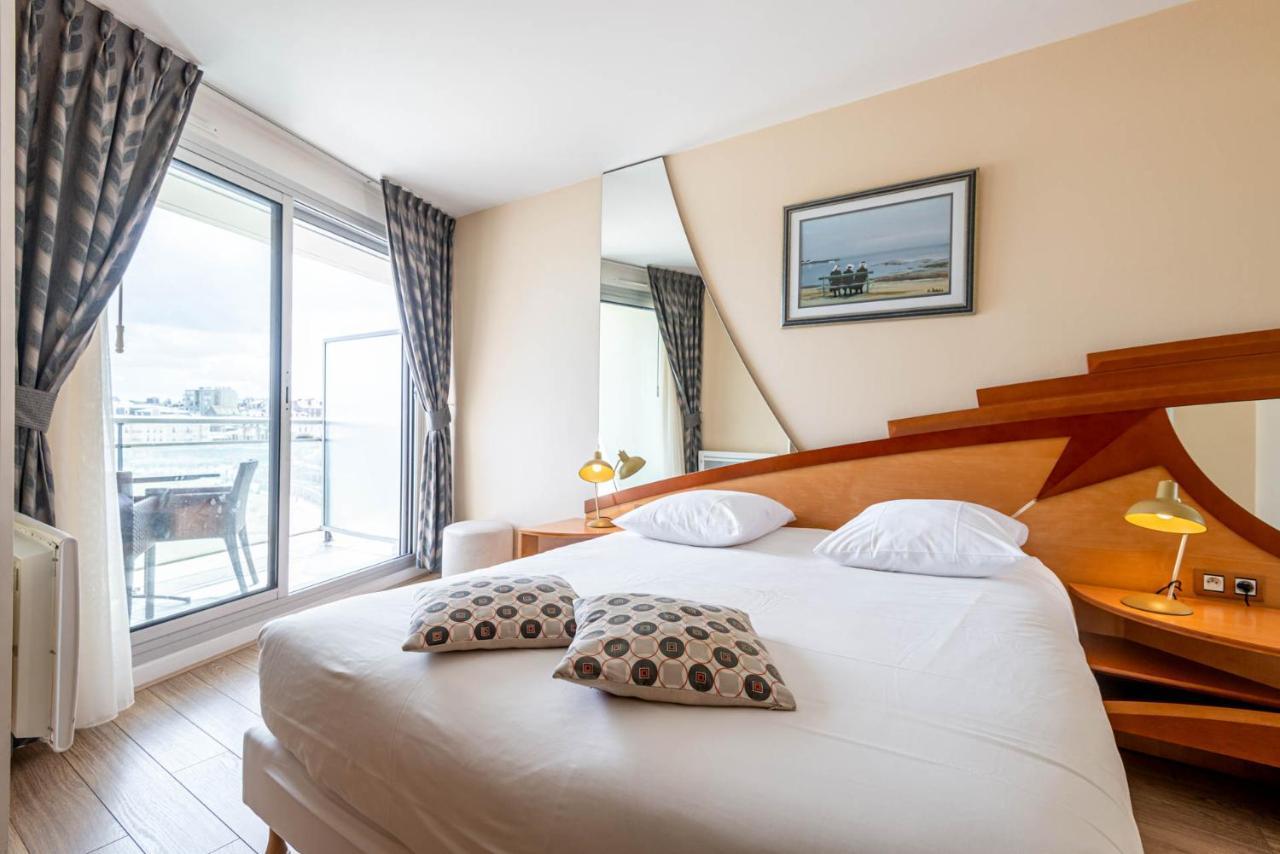 Le Crystal Dinard Plage Exterior photo