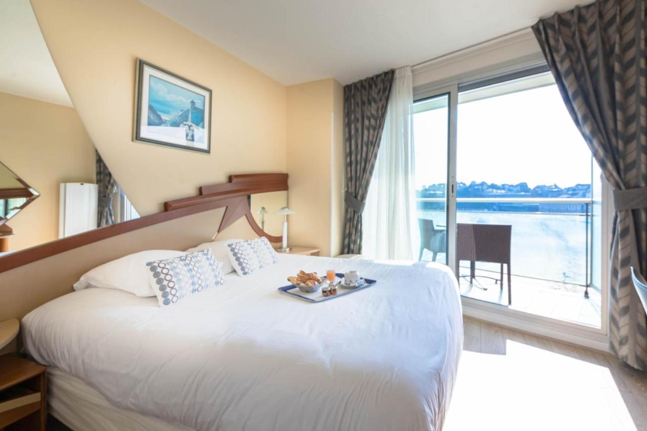 Le Crystal Dinard Plage Exterior photo