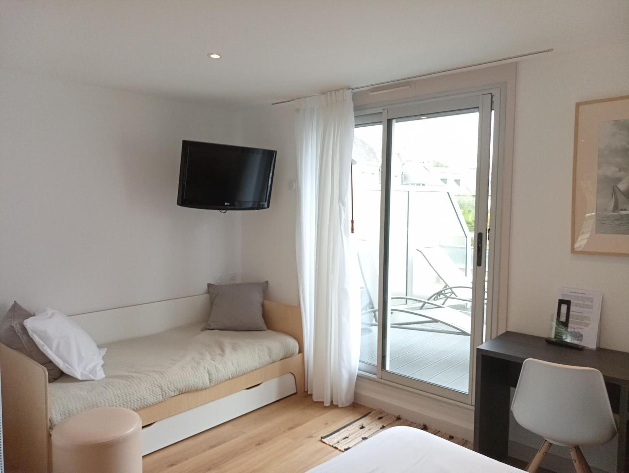 Le Crystal Dinard Plage Exterior photo