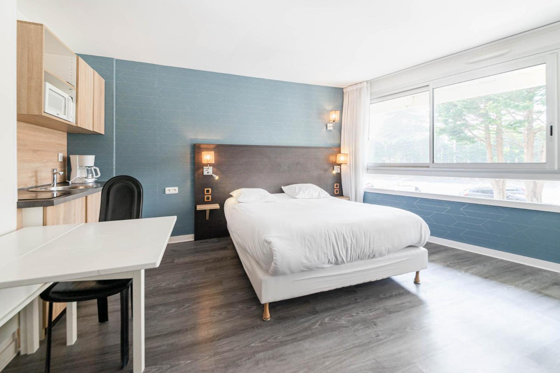 Le Crystal Dinard Plage Exterior photo