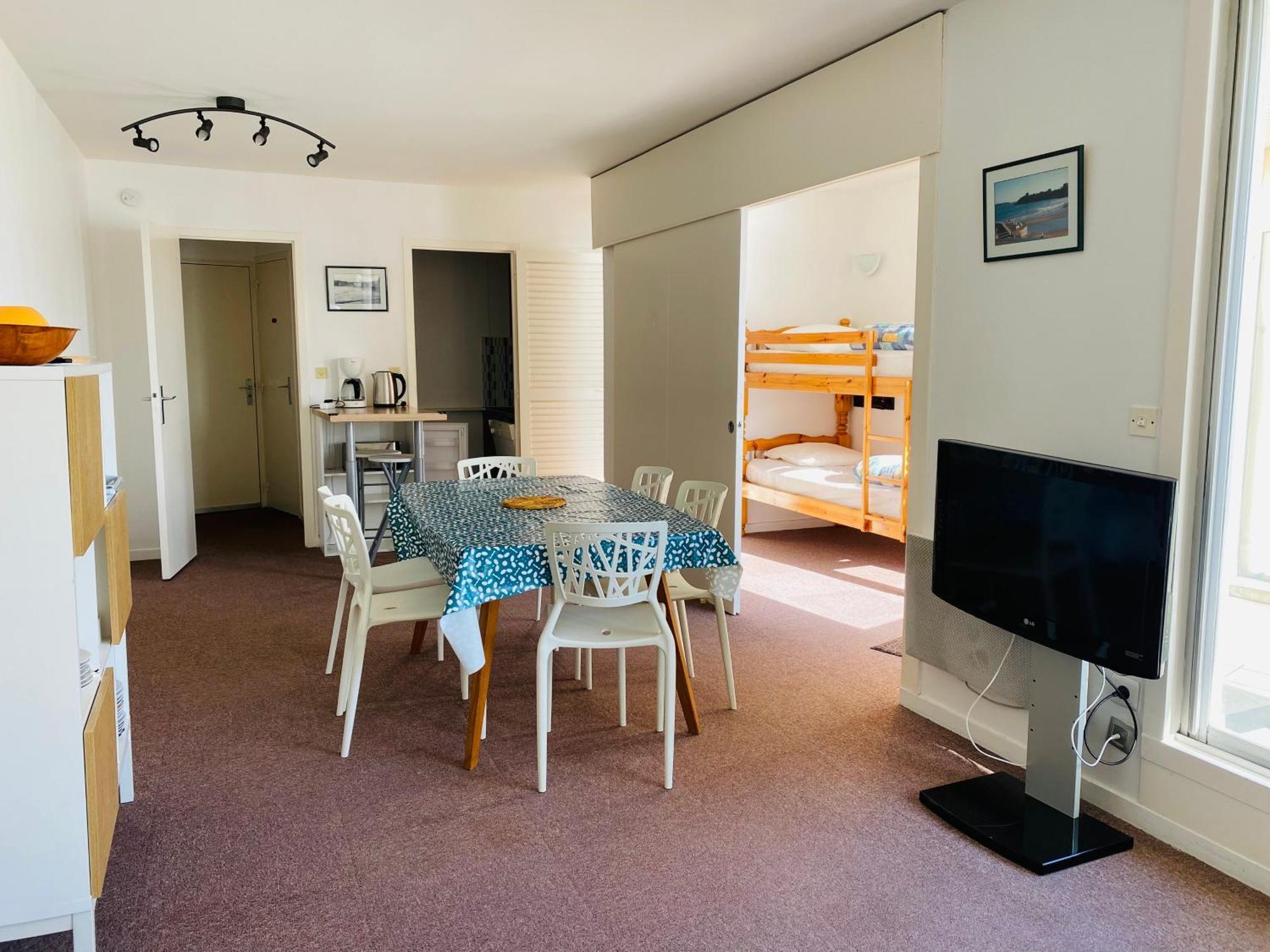 Le Crystal Dinard Plage Exterior photo