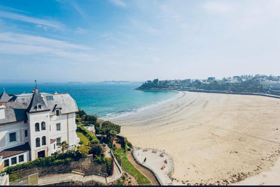 Le Crystal Dinard Plage Exterior photo